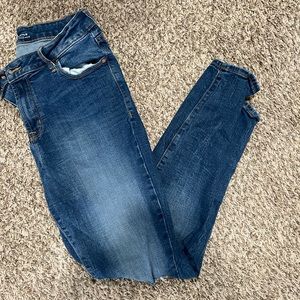 Worn a handful of times Old Navy size 10 high rise/regular.